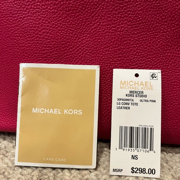 MICHAEL KORS MERCER Large Convertible Tote - Picture 13 of 14